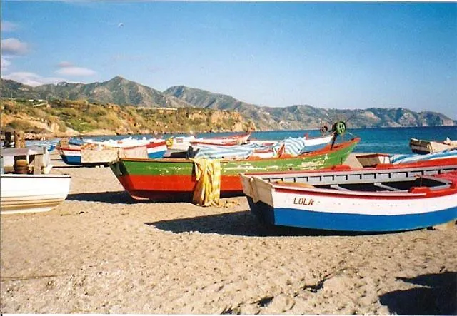 דירה Centro Proxi Playas נרחה